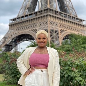 Meet your Posher, Maya